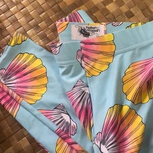 shell print spandex leggings